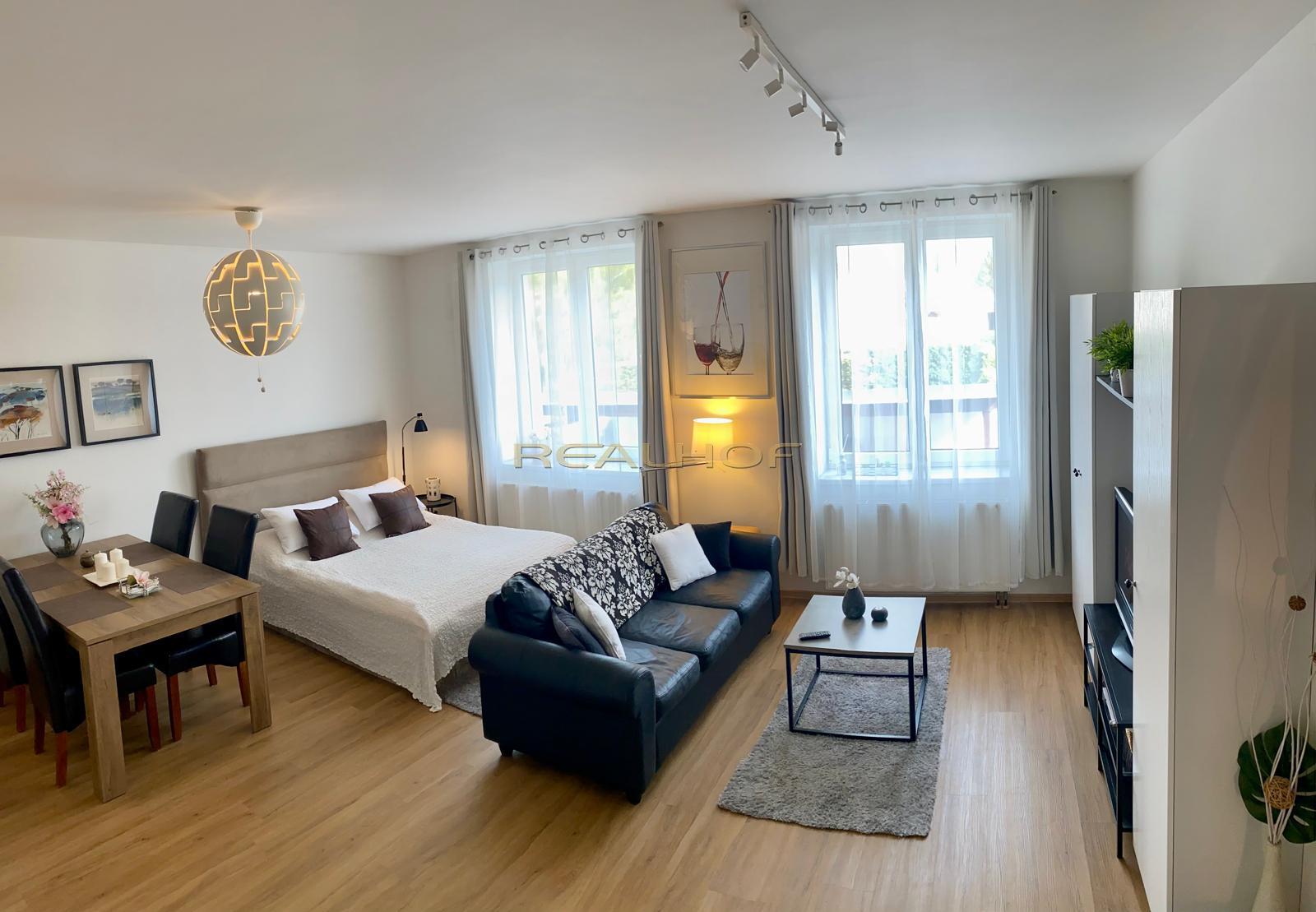 WhatsApp Image 2025-09-23 at 14.36.43 (1).jpeg