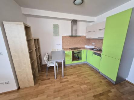 Pronájem bytu, 1+kk, 31 m²