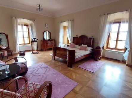 Prodej domu/vily, 2 500 m²