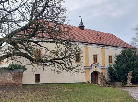 Prodej domu/vily, 2 500 m²