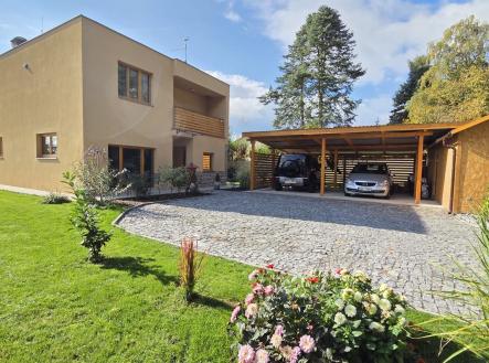 Prodej domu/vily, 255 m² obrázek