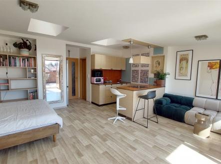 Prodej bytu, 2+kk, 81 m²