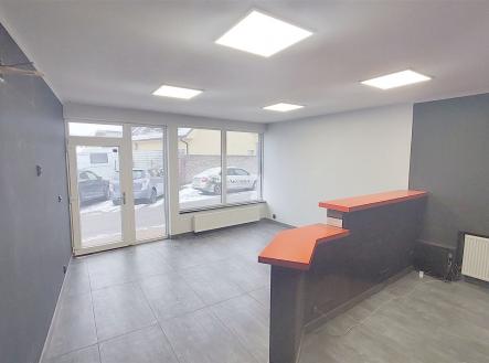 Pronájem obchodní prostor, 72 m²