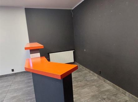 Pronájem obchodní prostor, 72 m²