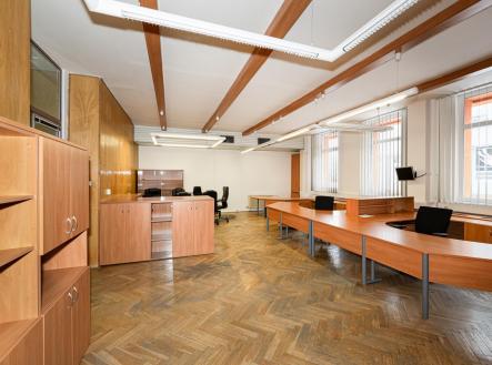 Prodej kanceláře, 219,6 m²
