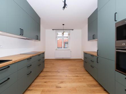 Prodej bytu, 4+1, 100 m²