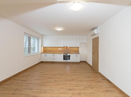 Pronájem bytu, 2+kk, 51 m²