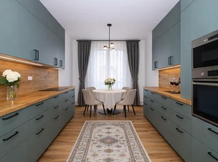 Pronájem bytu, 4+1, 100 m²