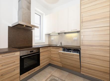 Pronájem bytu, 2+1, 56 m²