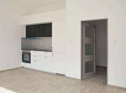 Pronájem bytu, 1+kk, 32 m²