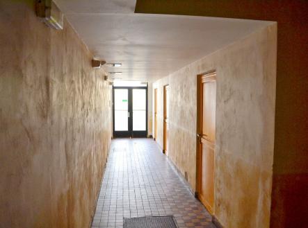 Pronájem - skladovací prostor, 26 m²