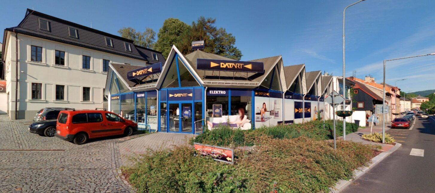 Komerční nemovitost v centru Nového Boru, 820m2