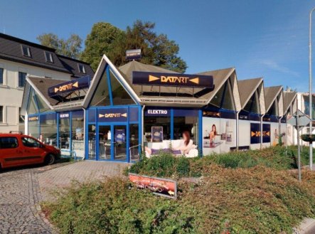 Pronájem obchodní prostory, 820 m²