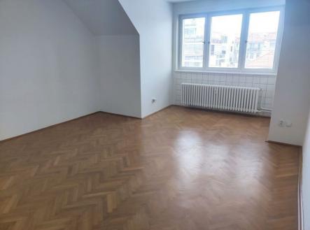 Pronájem bytu, 2+1, 85 m²