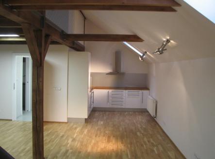 Pronájem bytu, 2+kk, 147 m²