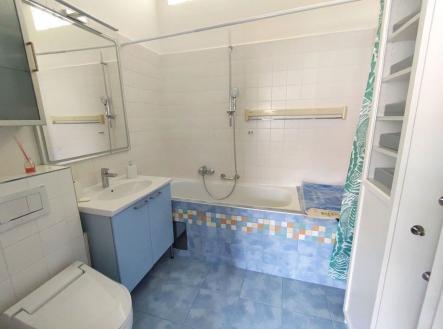 Pronájem bytu, 3+1, 103 m²