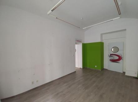 Pronájem obchodní prostor, 75 m²