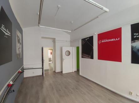 Pronájem obchodní prostor, 75 m²