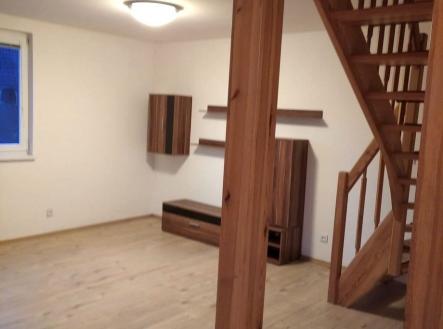 Pronájem domu/vily, 100 m²