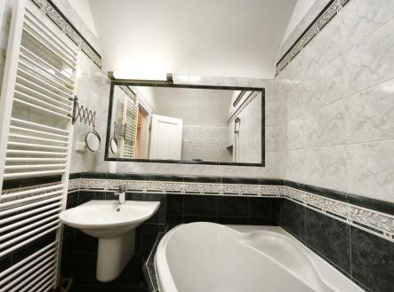 Pronájem bytu, 2+1, 65 m²