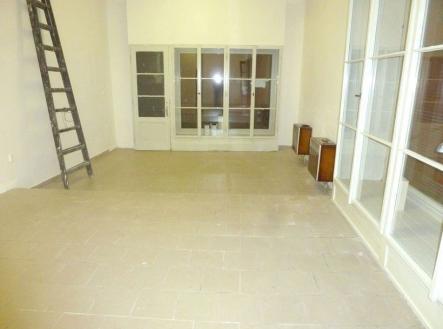 Pronájem obchodní prostor, 43 m²