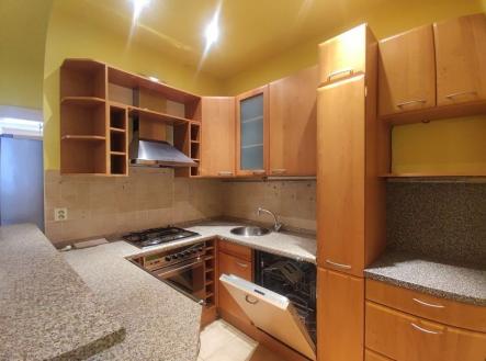 Prodej bytu, 4+kk, 80 m²