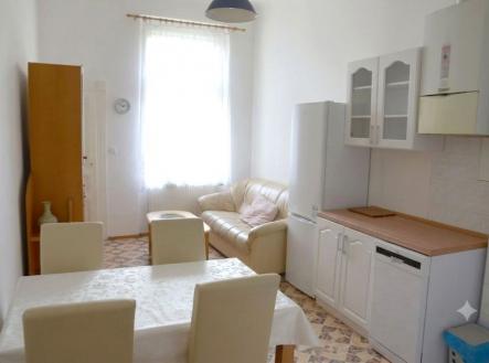 Pronájem bytu, 3+kk, 86 m²