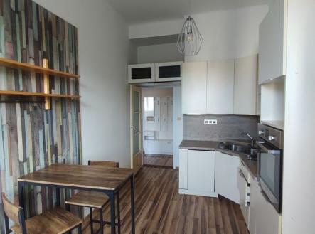 Pronájem bytu, 1+1, 38 m²