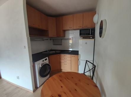 Pronájem bytu, 1+kk, 35 m²
