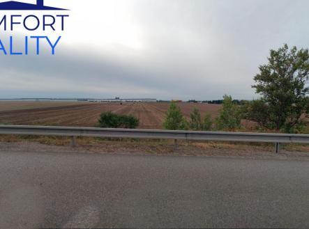 Prodej pozemku pro komerční výstavbu, 3 015 m²