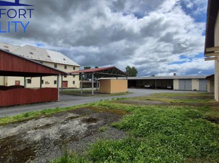 Prodej komerčního objektu, jiný, 3 500 m²