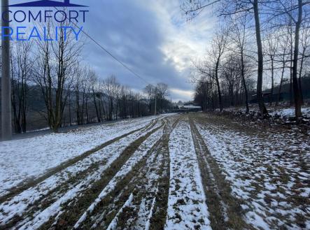 Prodej pozemku pro bydlení, 1 700 m²