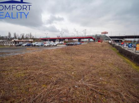 Prodej pozemku pro komerční výstavbu, 8 737 m²