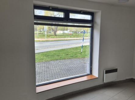 Pronájem obchodní prostor, 78 m²
