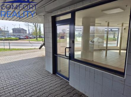 Pronájem obchodní prostor, 51 m²