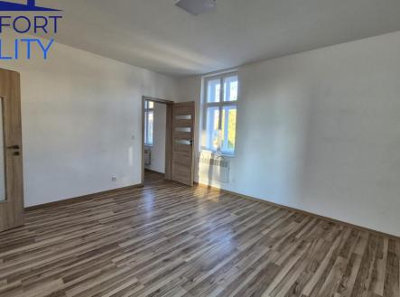 Pronájem bytu, 1+1, 35 m²