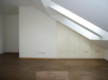 Pronájem bytu, 1+kk, 30 m²