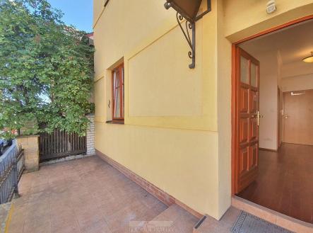 Pronájem bytu, 1+kk, 28 m²