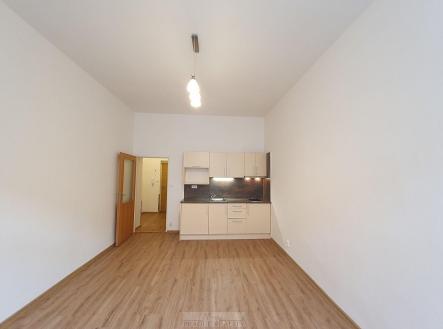 Pronájem bytu, 1+kk, 27 m²