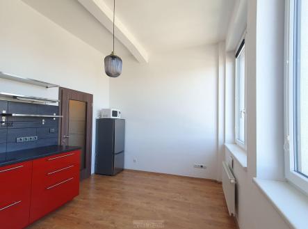 Pronájem bytu, 1+kk, 22 m²