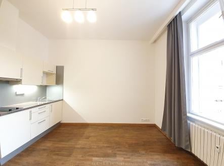 Pronájem bytu, 1+kk, 31 m²