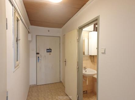 Pronájem bytu, garsoniéra, 27 m²