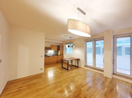 Pronájem bytu, 2+kk, 80 m²