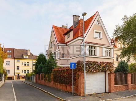 Pronájem domu/vily, 180 m² obrázek