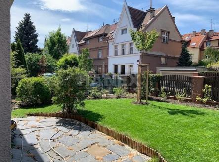 Pronájem domu/vily, 180 m²