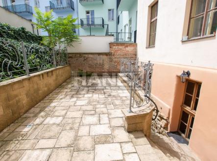 Pronájem bytu, 4+1, 160 m²