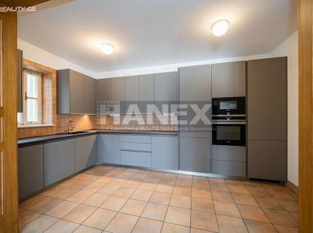 Pronájem bytu, 3+1, 164 m²