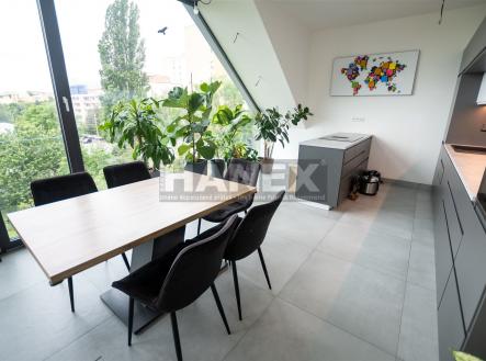 Prodej bytu, 5+kk, 186 m²