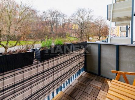 Pronájem bytu, 3+kk, 76 m²