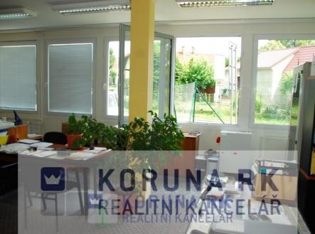 Pronájem kanceláře, 94 m²